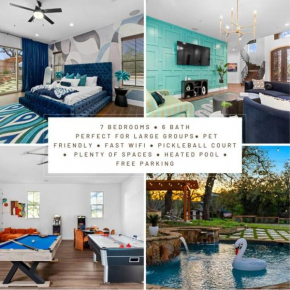 Pet friendly Retreat in Austin with Pool-Backyard